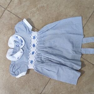 Vintage Carriage Boutiques Blue smocked baby dress